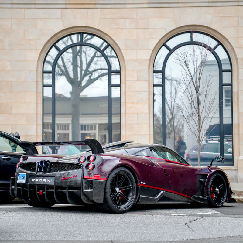 Illustration for article titled Colori di LaFerrari photodump